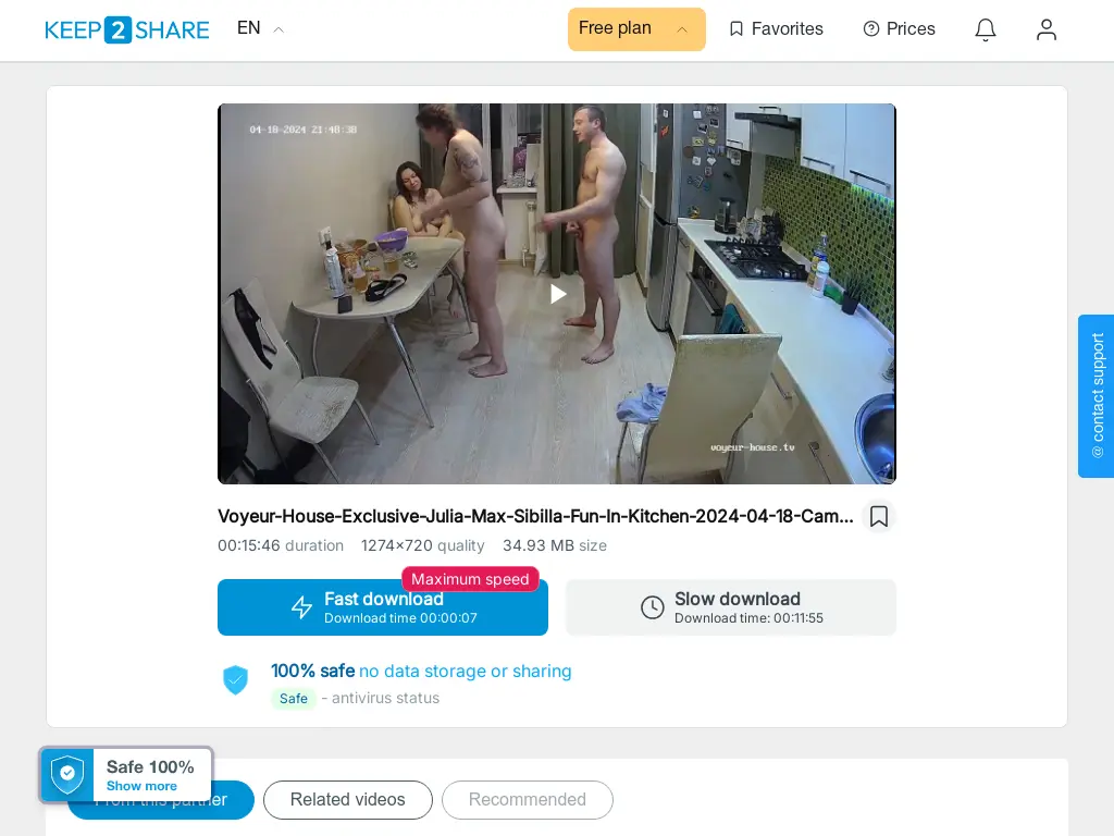 Voyeur House Exclusive Julia Max Sibilla Fun In Kitchen 2024 04 18 Cam2