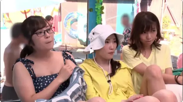 Preview of Swimsuit Moms Who Came To The Beach For A Children's Party H