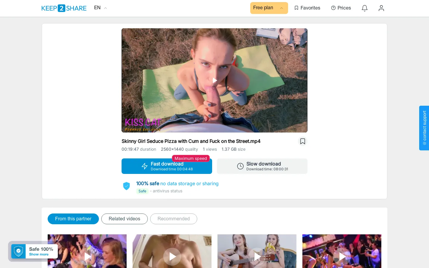 Skinny Girl Seduce Pizza with Cum and Fuck on the Street